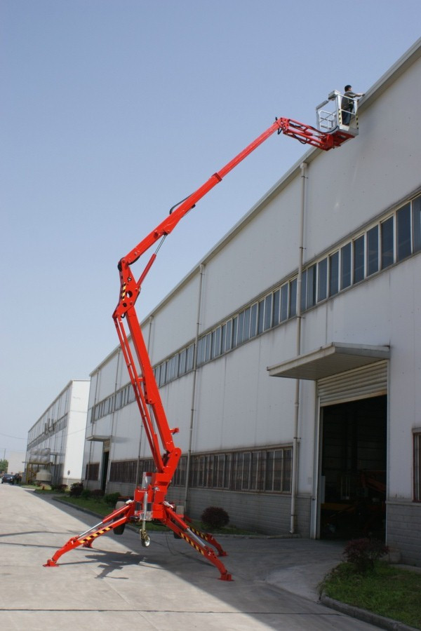 拖車式高空作業(yè)平臺圖片